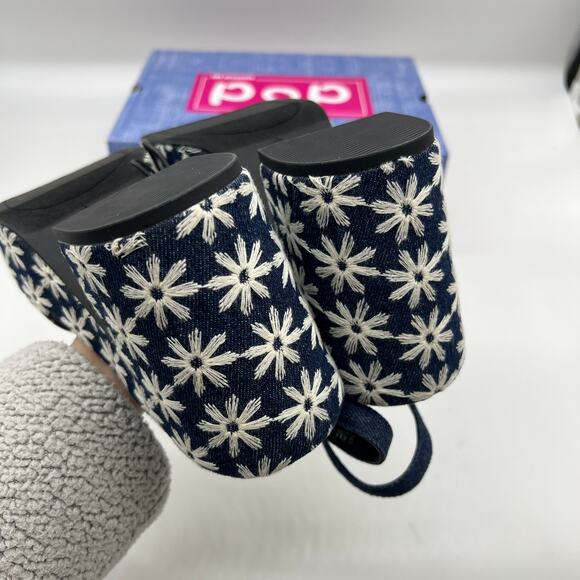 Pop Womens Grandiose Heeled Sandals Blue White Size 9.5M - Picture 9 of 12